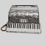 Used Video 41 Key 120 Button Accordion, Grey Pearl