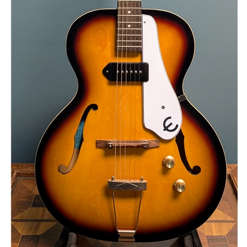 Used Epiphone 2016 E422T Hollow Body Electric Guitar, Sunburst