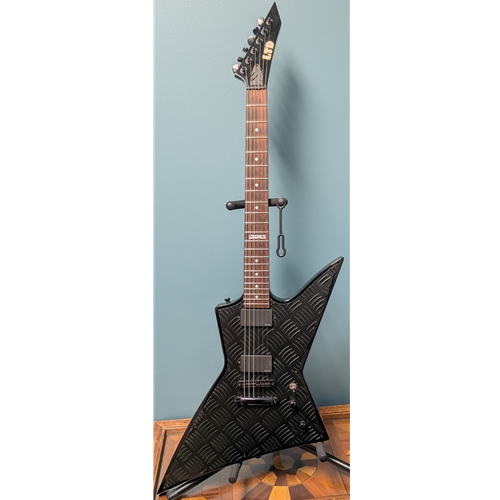 Beacock Music - Used ESP LTD EX-400 BD, Diamond Plate Black