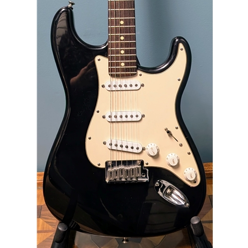 Used Fender 2002 American Standard Stratocaster Electric Guitar, Black