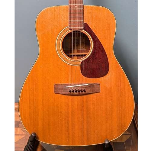 Used Yamaha 1970s FG-200 Acoustic Guitar