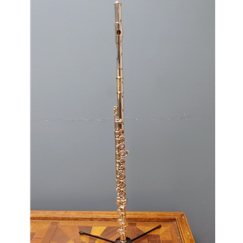 Used Haynes Hand Made Flute with Open Hole, Pointed Keywork