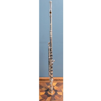 Used Di Zhan CZ-200 Student Flute