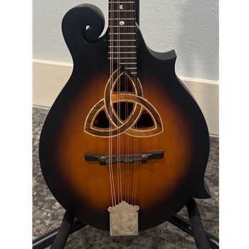 Used Luna Trinity A-Style Mandolin, Tobacco Burst