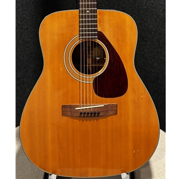 Used Yamaha FG160 Acoustic Guitar